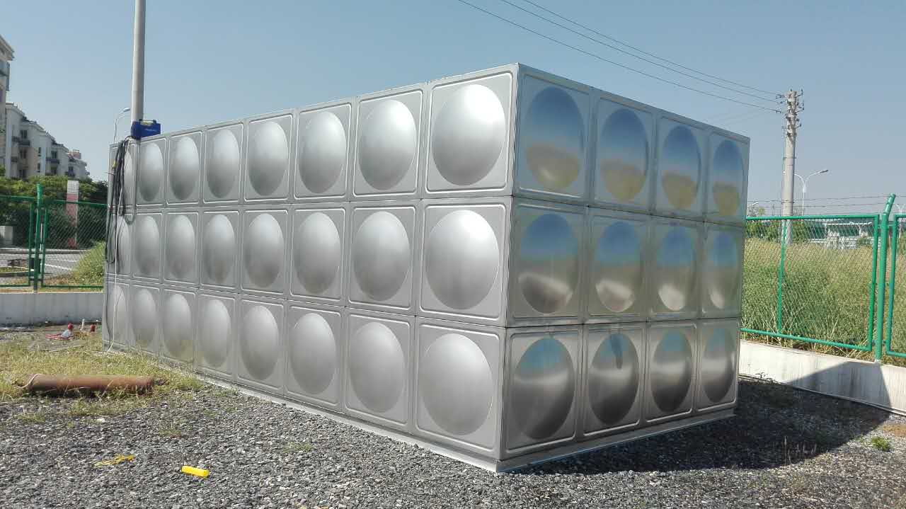 不銹鋼水箱應(yīng)該如何正確清理